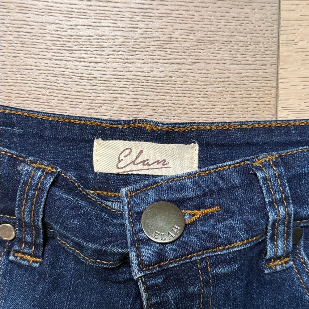 Elan Dark Blue Denim Shorts – Size Small – NWOT - Picture 2 of 4